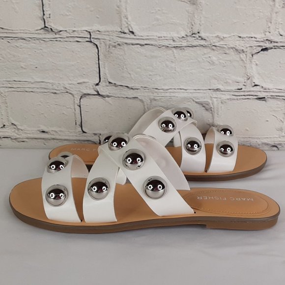 MARC FISHER 'BRYTE' DOMÈ STUDD CRISS~CROSS FLAT SLIP ON SLIDE SANDALS WHITE 7 - Picture 4 of 16